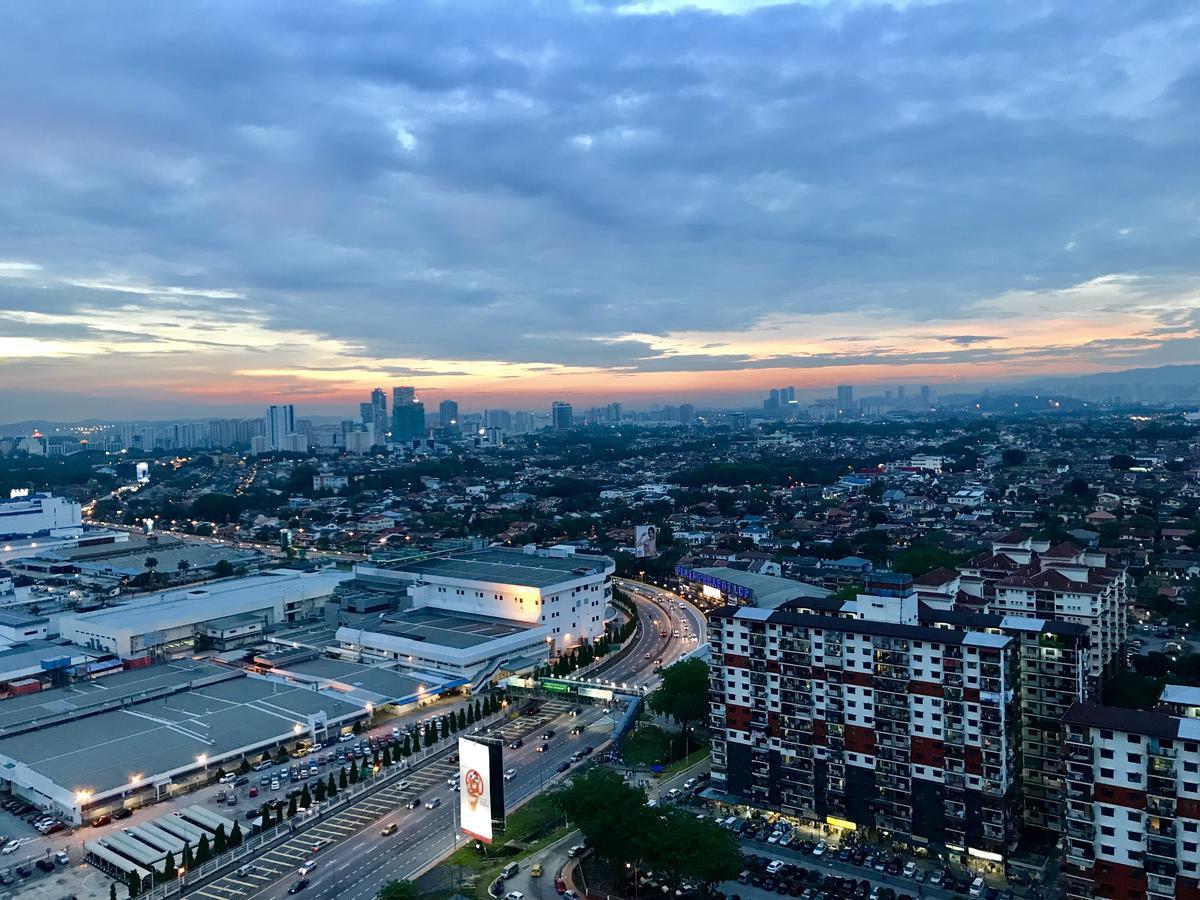 Minimalist Duplex @ Petaling Jaya & Sunway Apartment Екстериор снимка